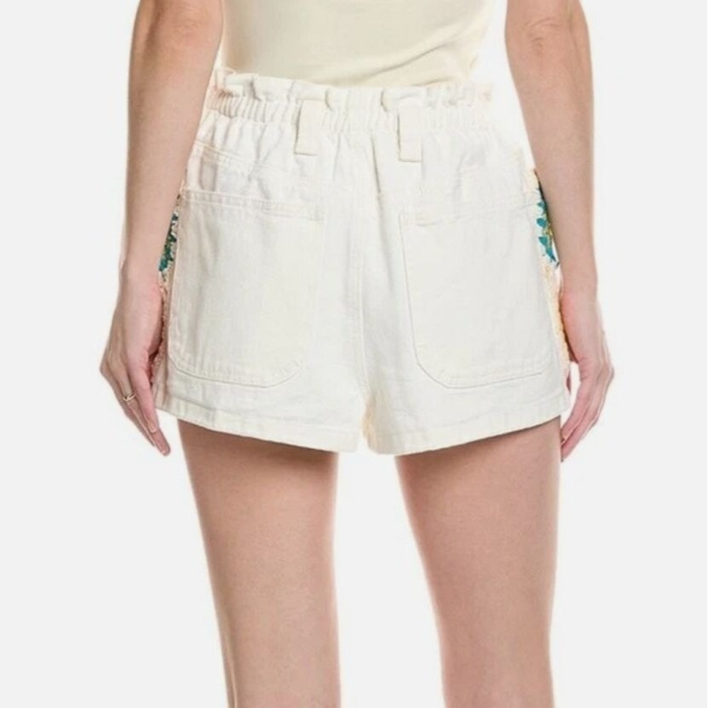 BlankNYC Crochet Pocket Paperbag Jean Shorts M White Granny Square Patchwork NWT - Picture 2 of 10